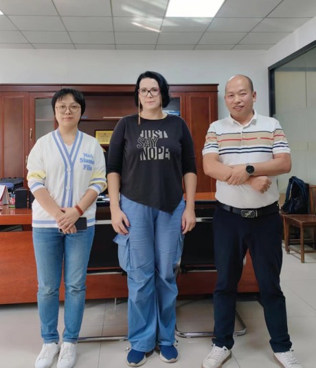 外商客人考察工厂